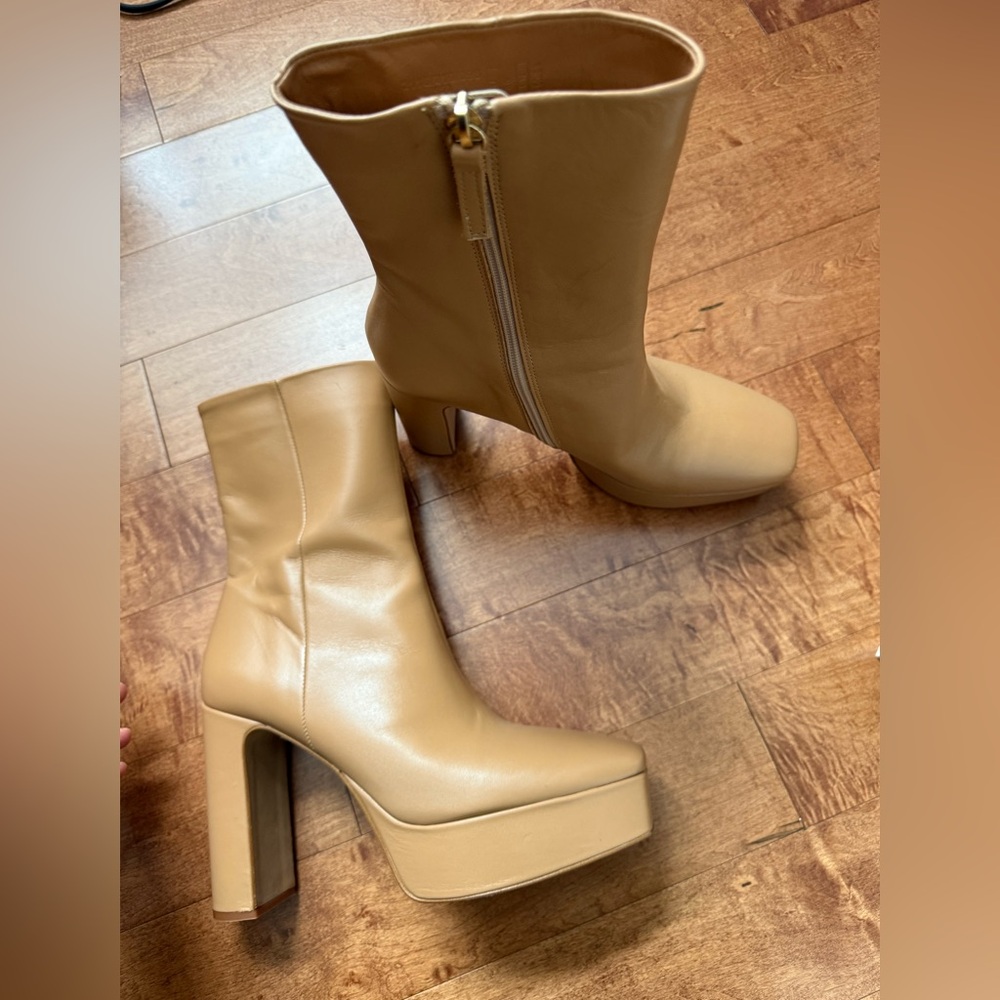 Elegant Tan Platform leather Ankle Boots
